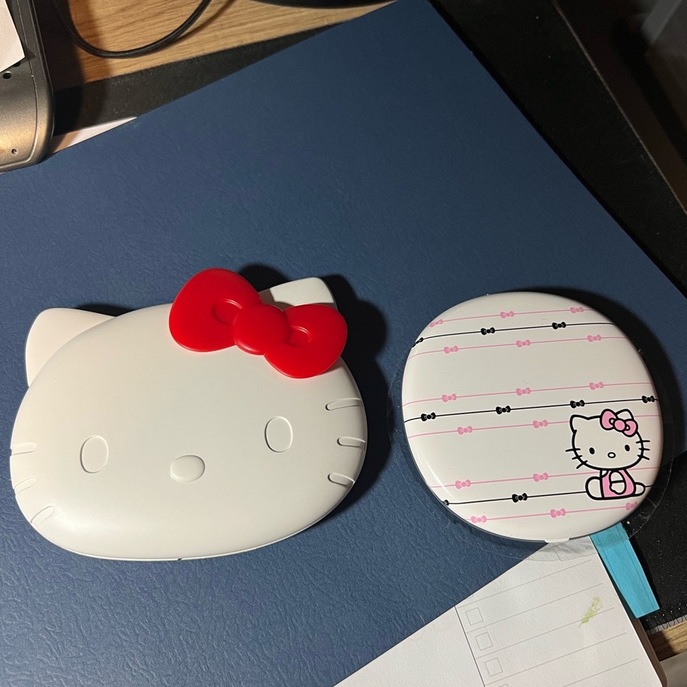 Hello Kitty Compact Mirror Set